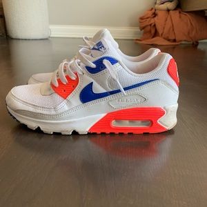 Nike air max lightly used sneakers